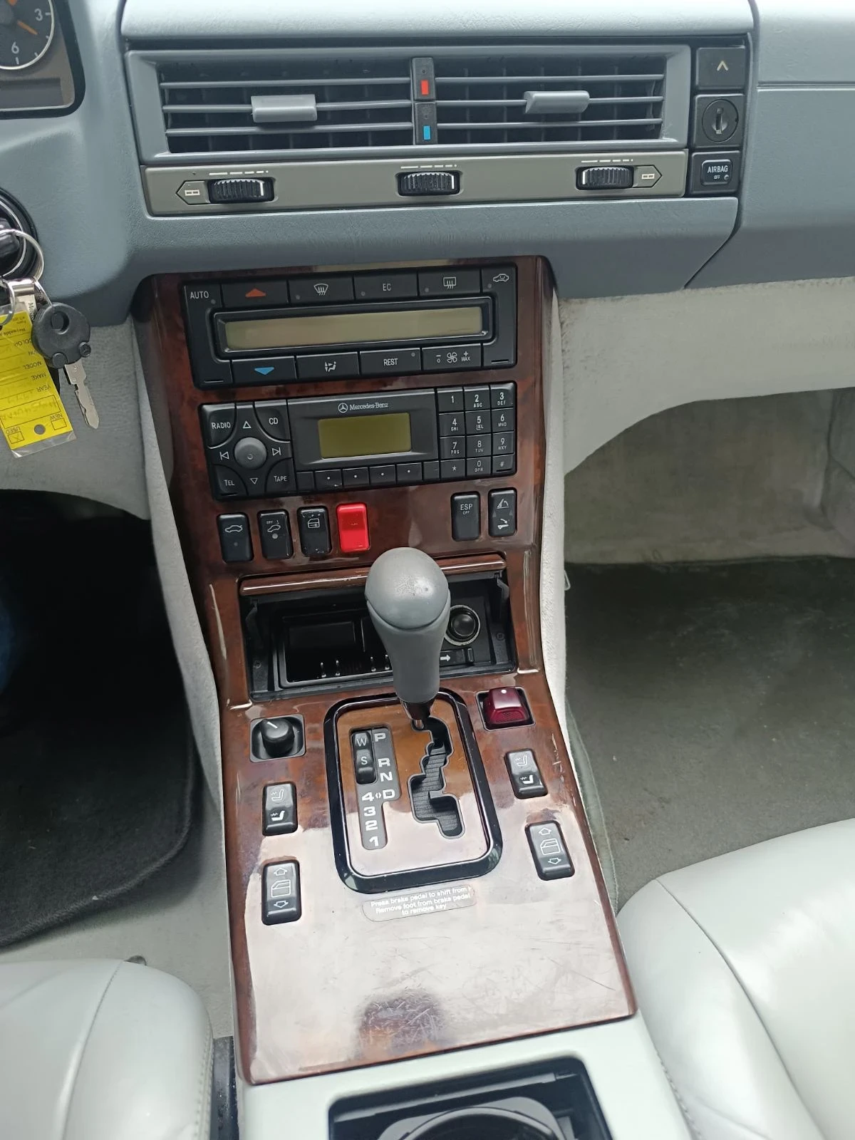 Mercedes-Benz SL 500  - изображение 9