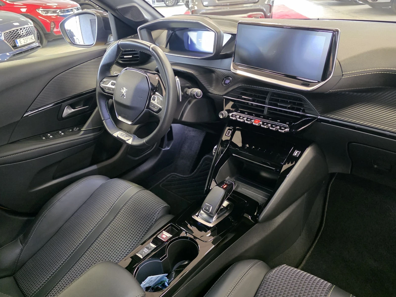 Peugeot 208 1.2 PureTech | Automatic | GT Line | Mobile.bg   12