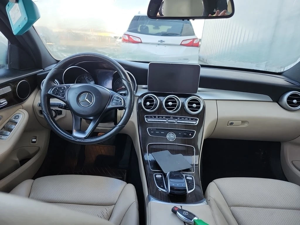 Mercedes-Benz C 300 * CARFAX * БЕЗ ПЪРВОНАЧАЛНА ВНОСКА - изображение 10