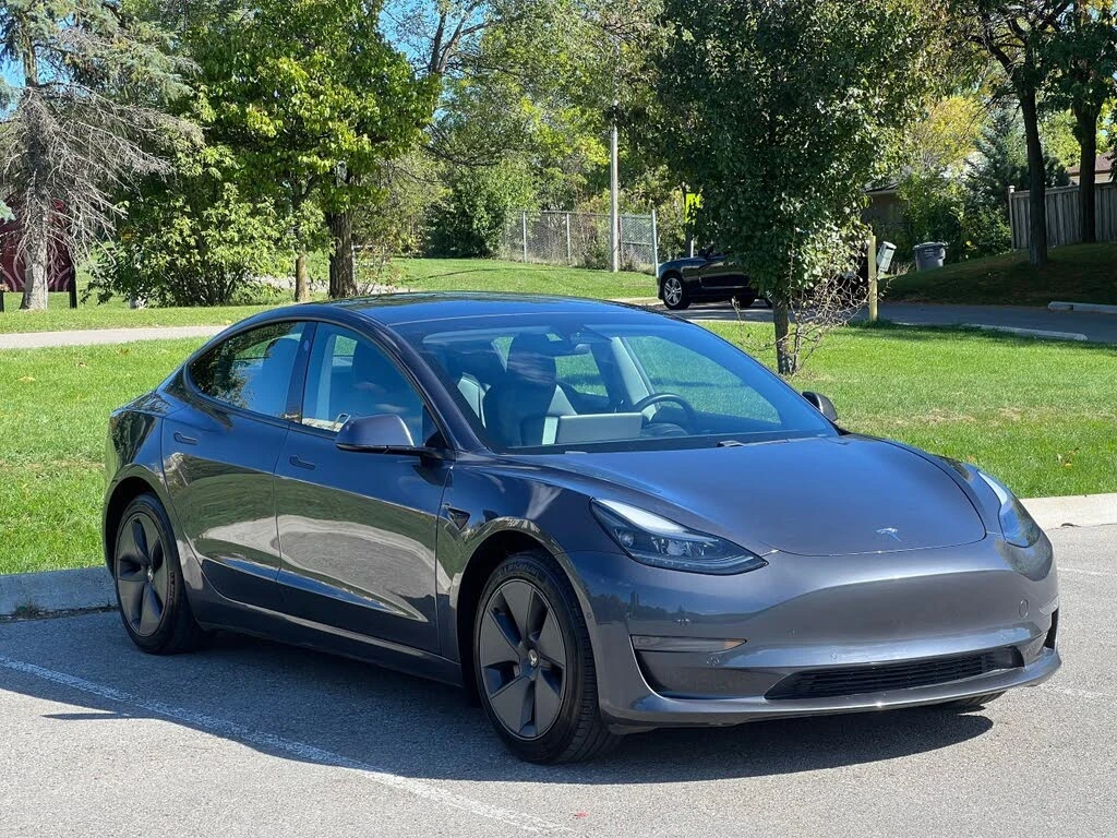 Tesla Model 3 3 Standard Range Plus RWD - изображение 3