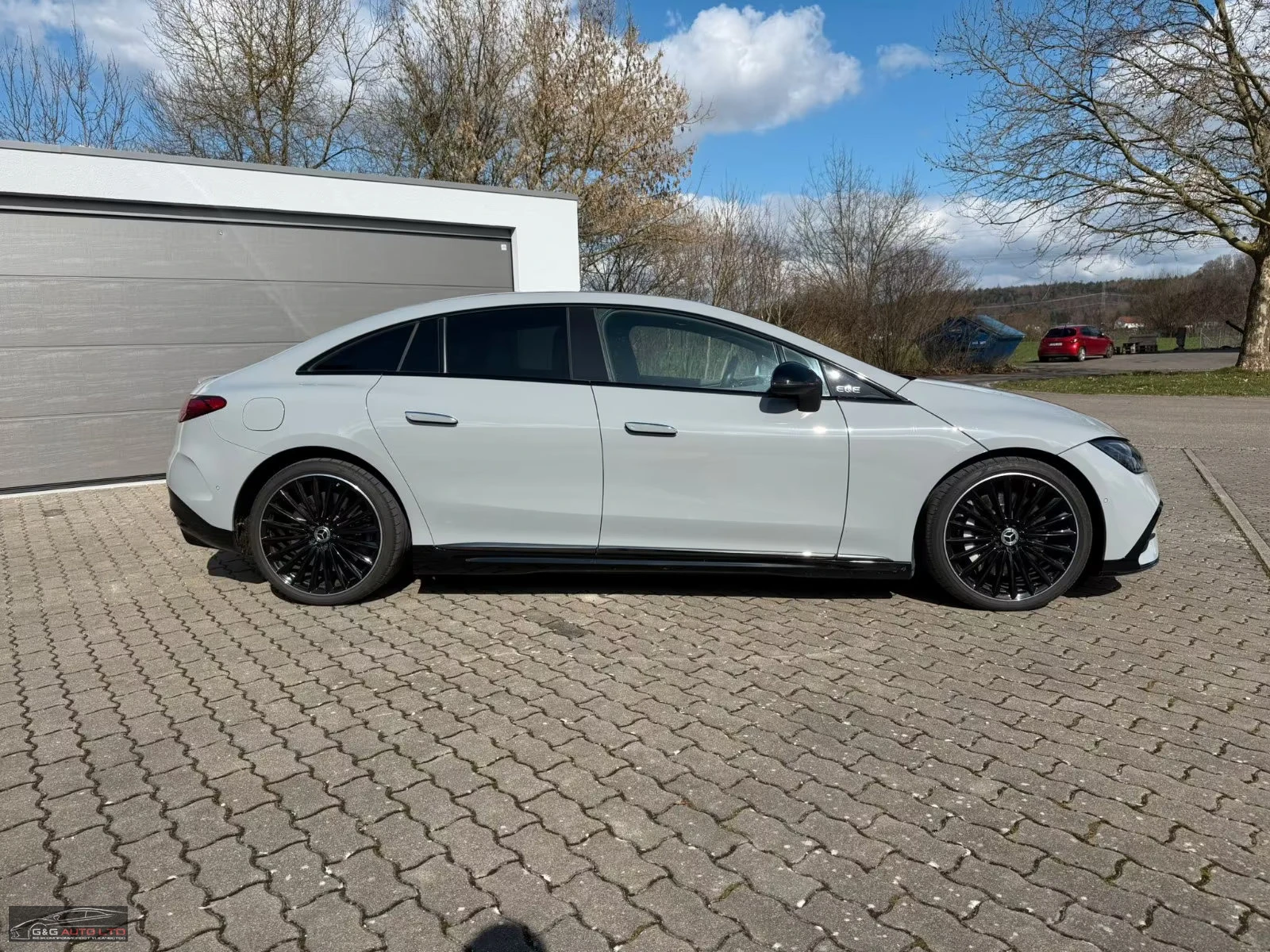 Mercedes-Benz EQS 300/245HP/AMG/360/21/NIGHT/AIRMATIC/MBUX/170z, снимка 5 - Автомобили и джипове - 53878158