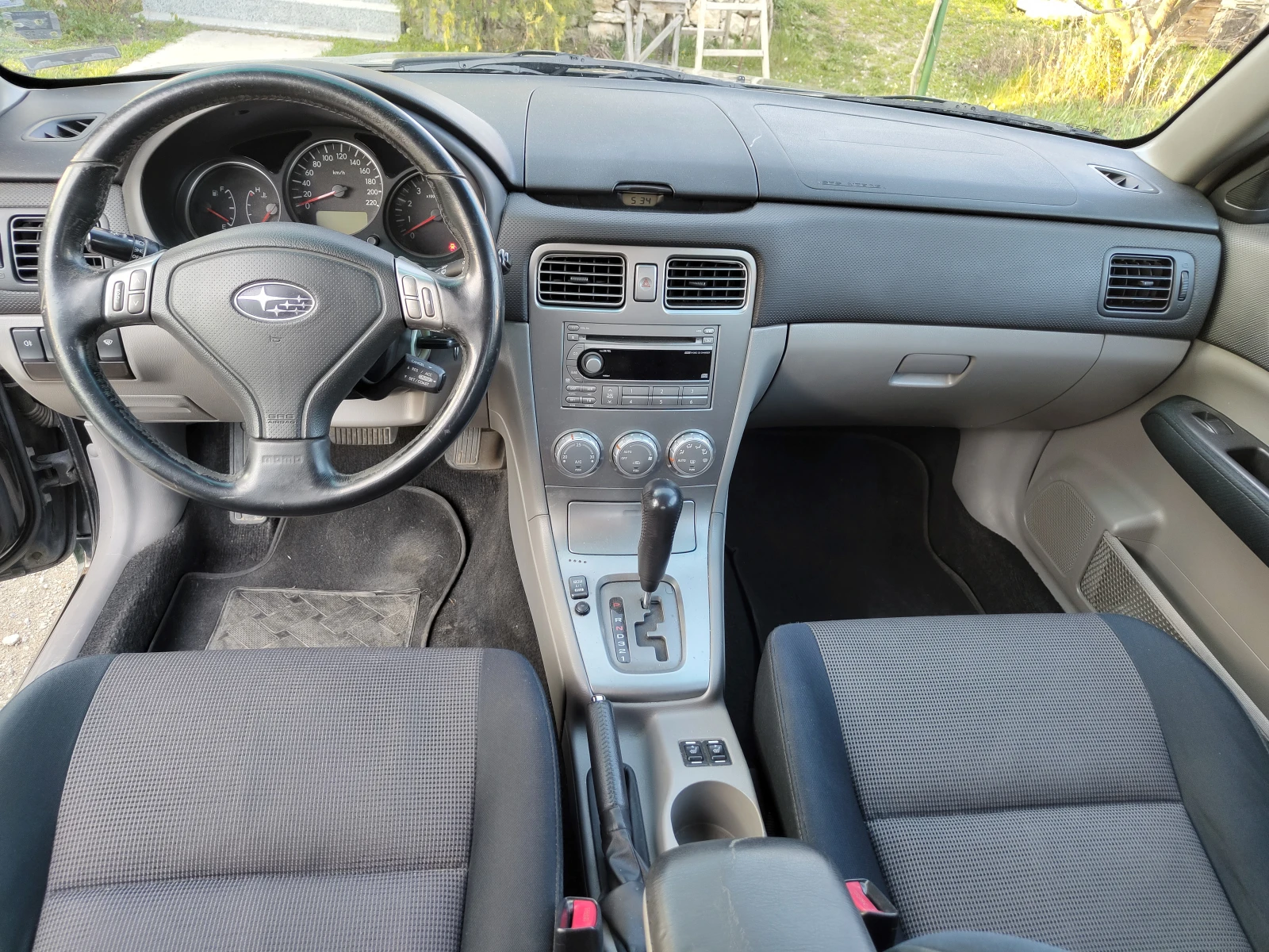 Subaru Forester 2.0 LPG, снимка 13 - Автомобили и джипове - 53977713