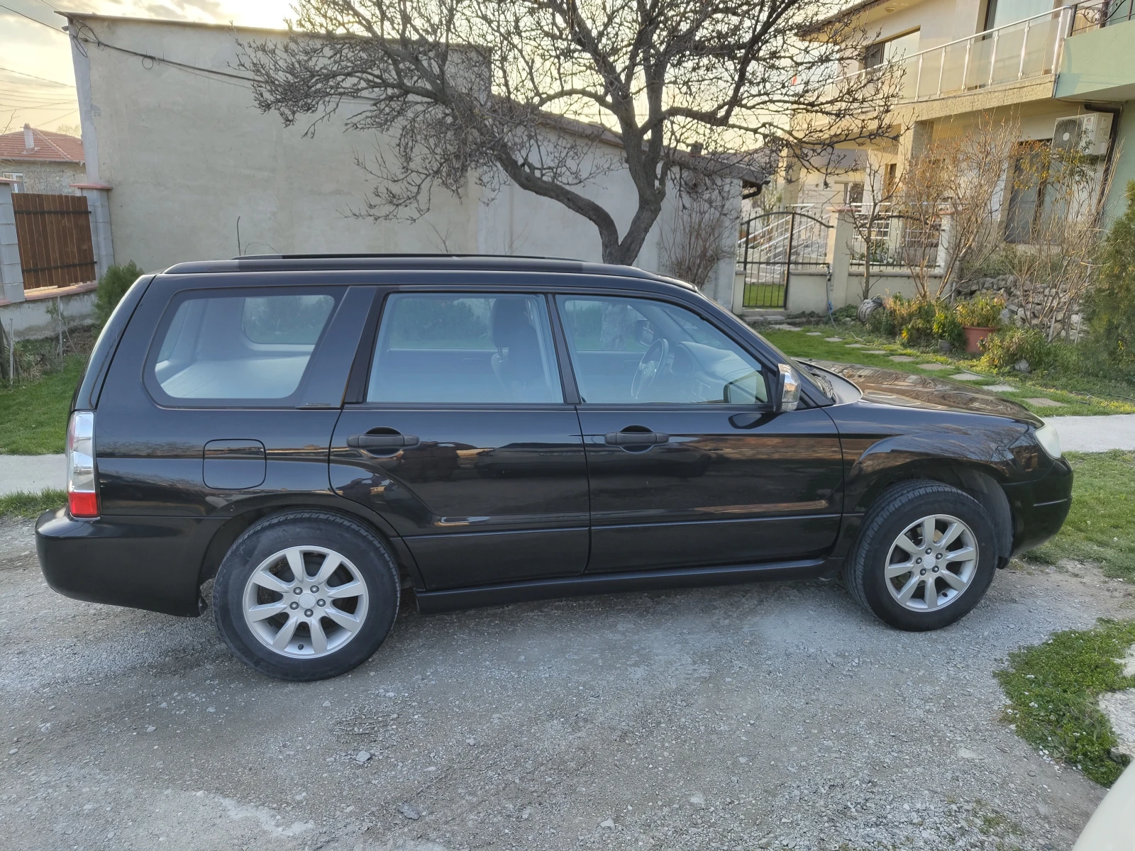 Subaru Forester 2.0 LPG, снимка 3 - Автомобили и джипове - 53977713