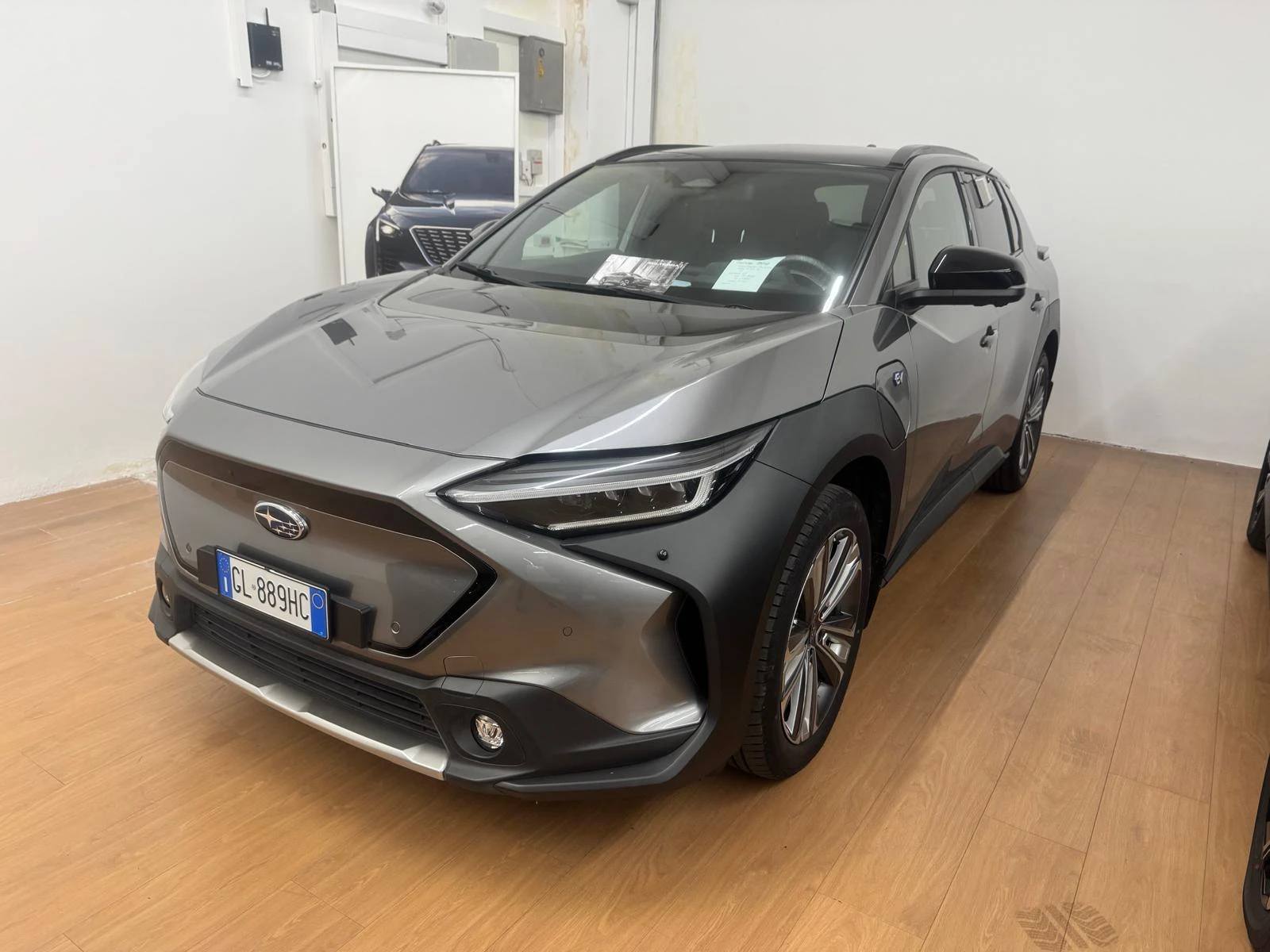 Toyota bZ4X 71.4 kWh 4x4 EXPERIENCE ГАРАНЦИОННА ЧИСТО НОВА, снимка 2 - Автомобили и джипове - 54031590