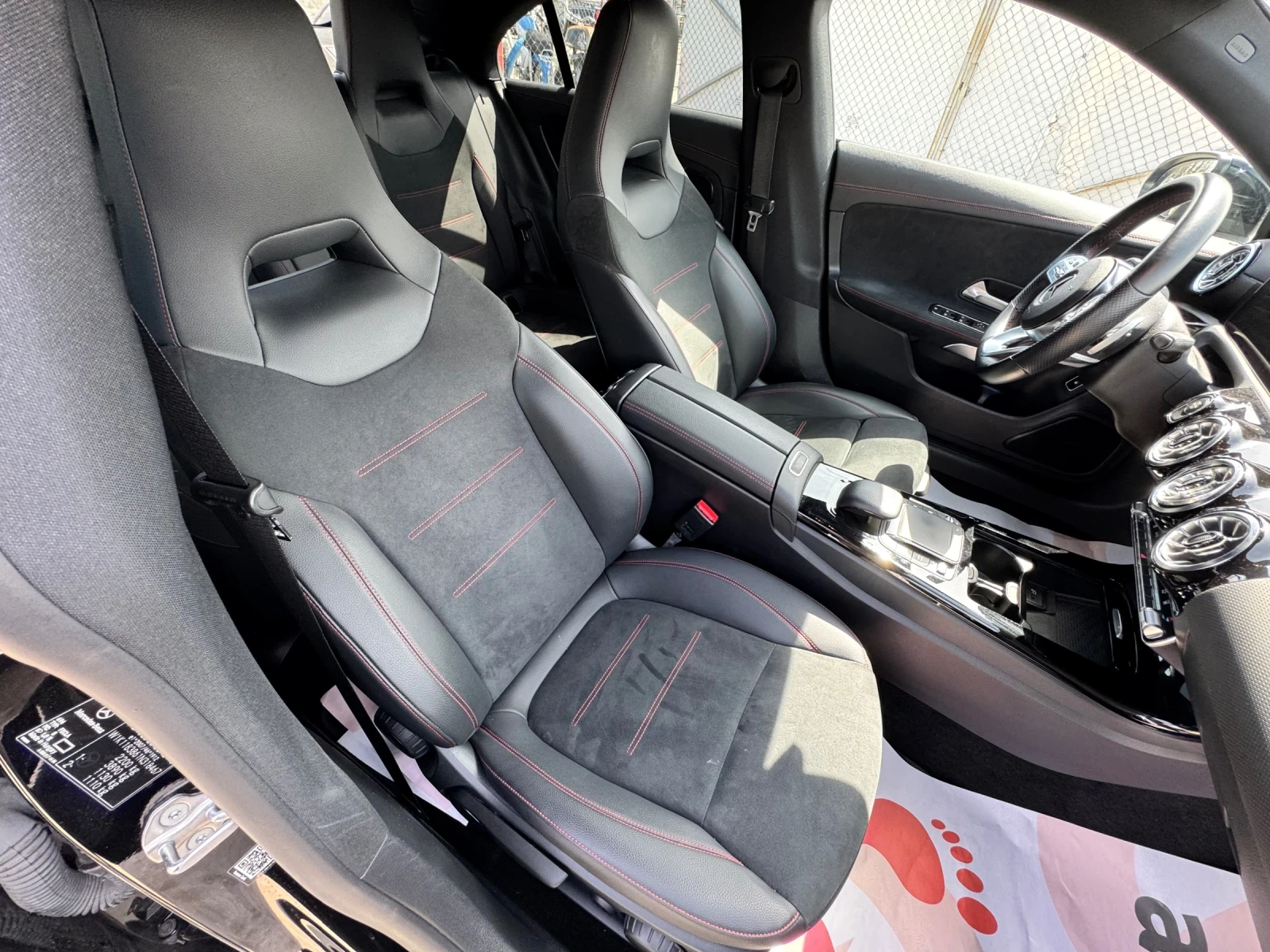 Mercedes-Benz CLA 250 Е Plugin Hybrid , снимка 14 - Автомобили и джипове - 54181336