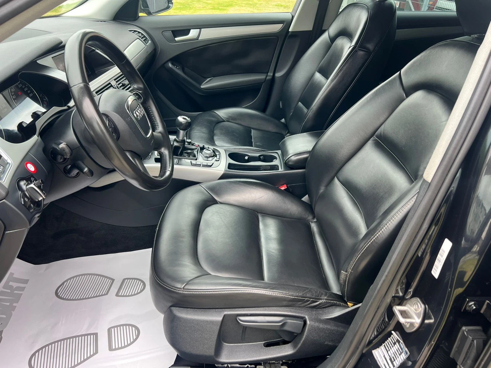 Audi A4 2.0TDi/УНИКАТ, снимка 9 - Автомобили и джипове - 54471191