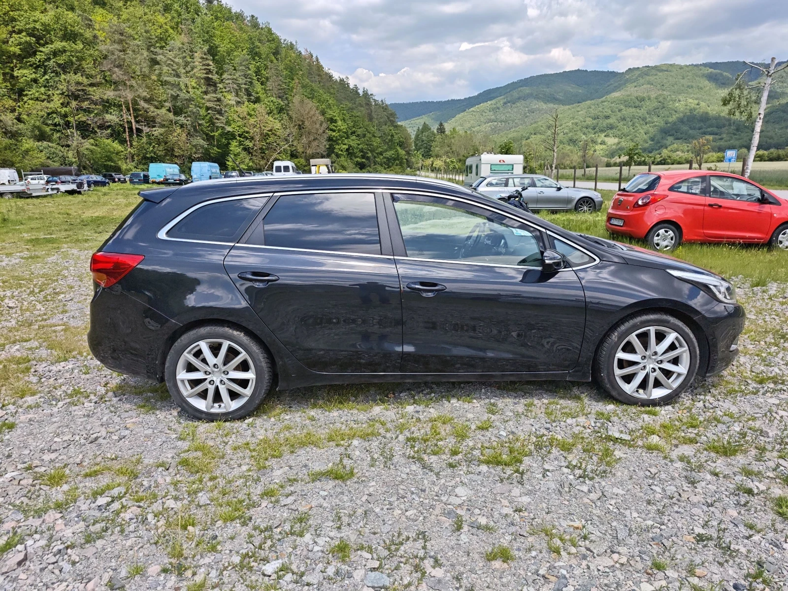Kia Ceed, снимка 4 - Автомобили и джипове - 54618715