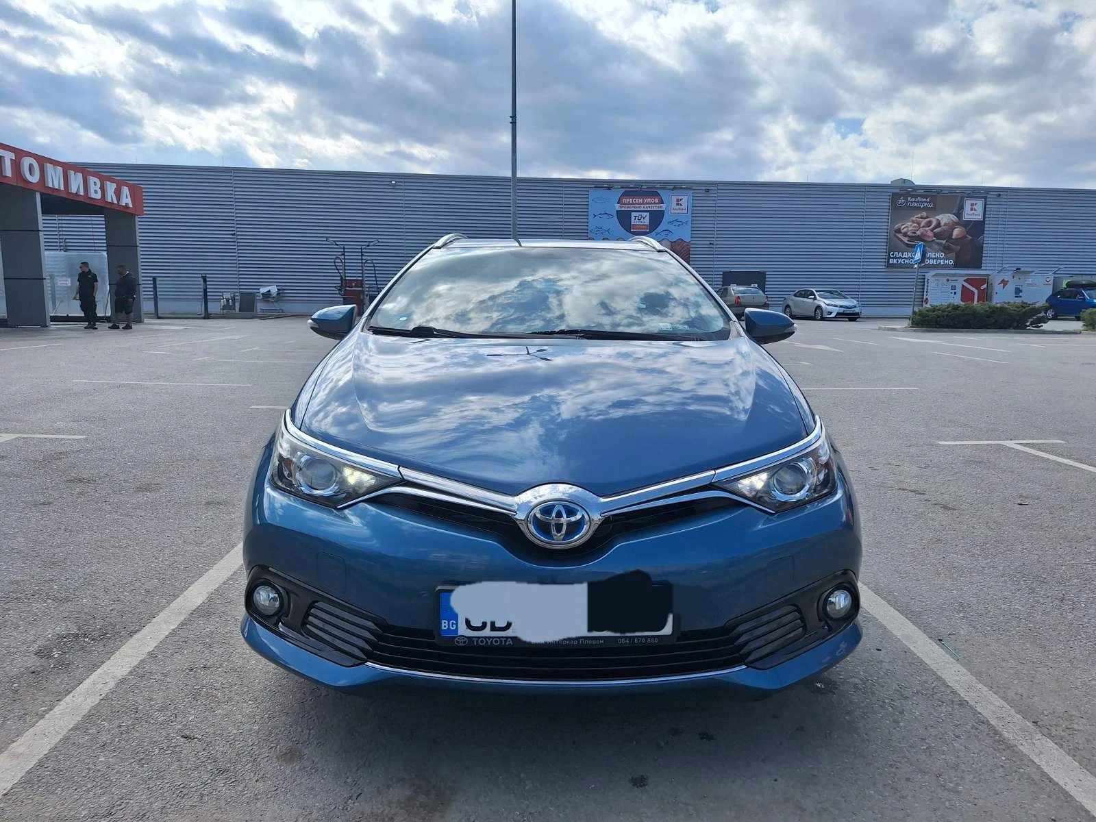 Toyota Auris TS 1.8 hybrid Fancy