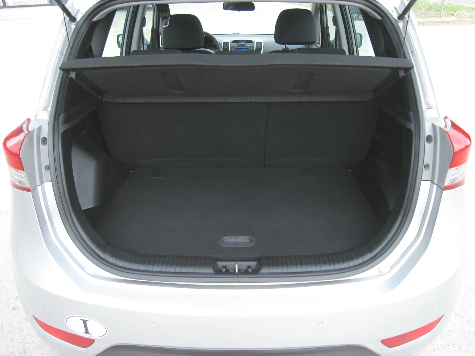 Hyundai Ix20 Автомат, 1, 6, снимка 5 - Автомобили и джипове - 55211154