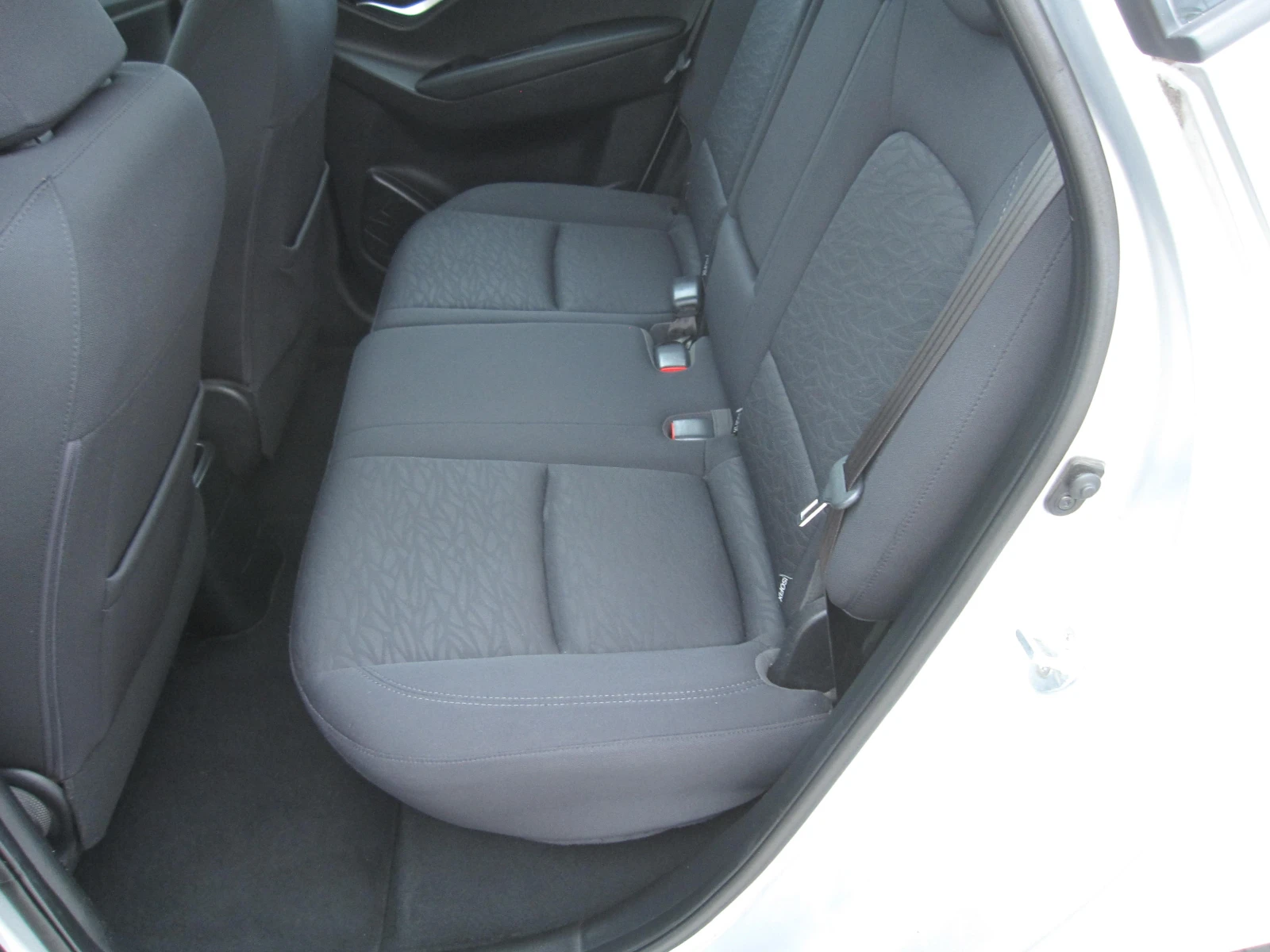 Hyundai Ix20 Автомат, 1, 6, снимка 10 - Автомобили и джипове - 55211154