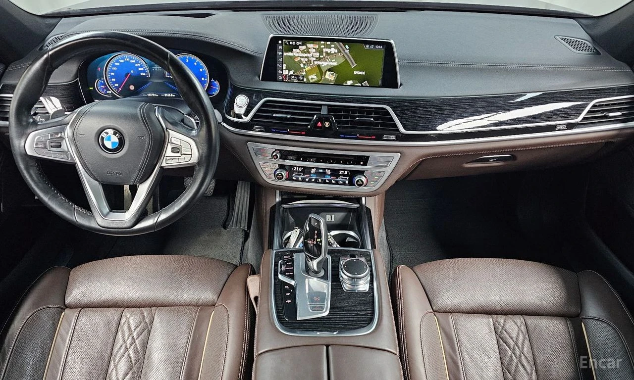BMW 740 LONG* XDRIVE* M SPORT* МАСАЖ* HEAD UP* DISTRONIC, снимка 9 - Автомобили и джипове - 55230800
