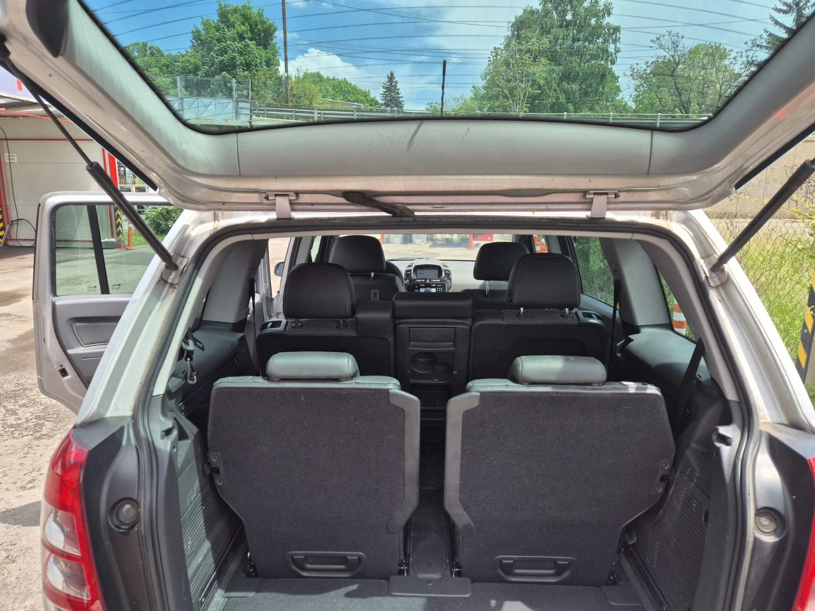 Opel Zafira, снимка 13 - Автомобили и джипове - 55248662