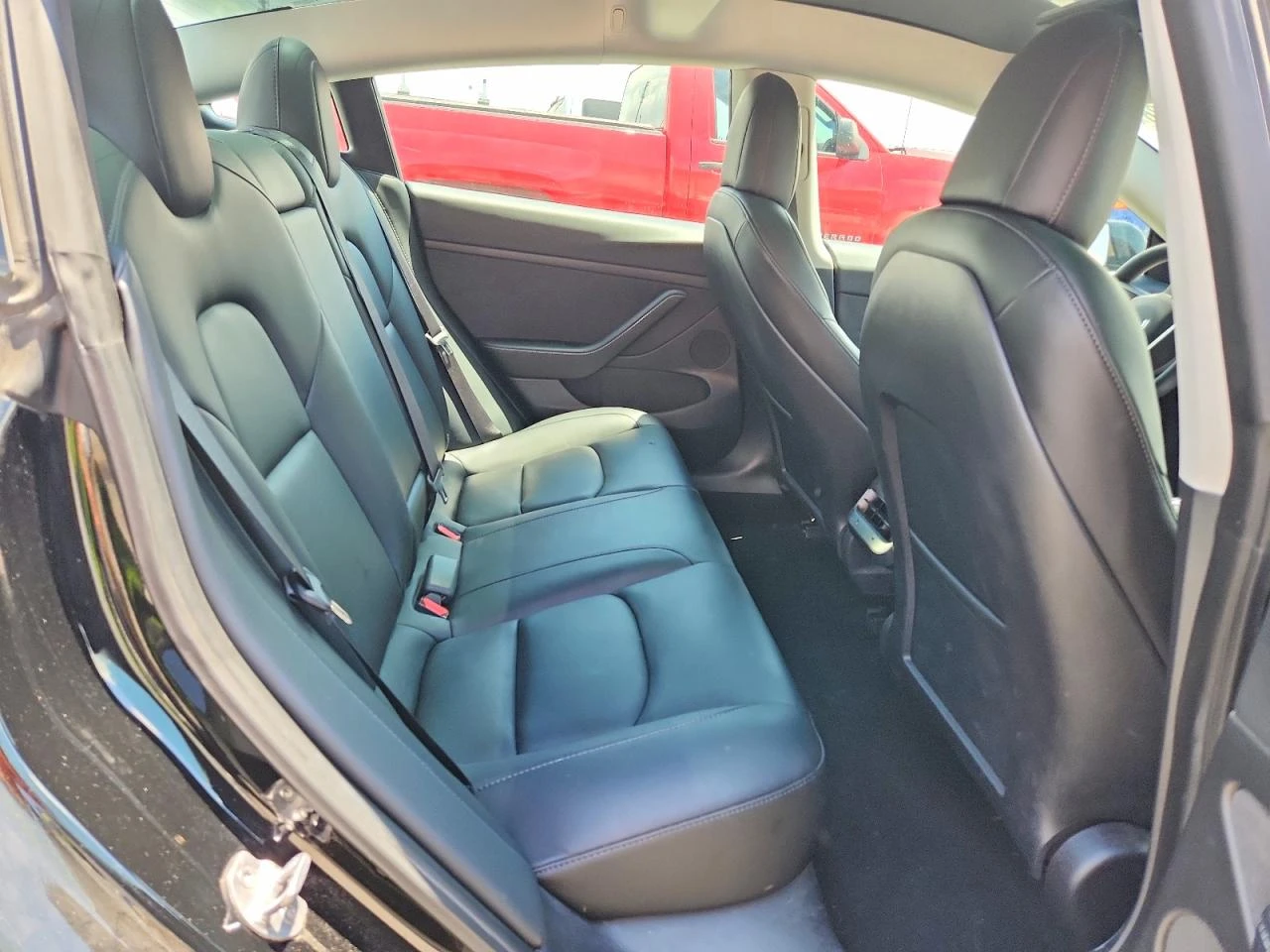 Tesla Model 3, снимка 10 - Автомобили и джипове - 55272139