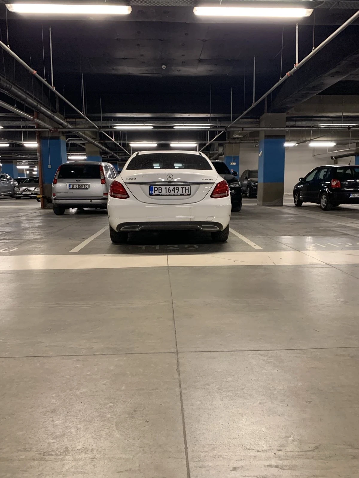 Mercedes-Benz C 220 BlueTEC, снимка 4 - Автомобили и джипове - 55408619