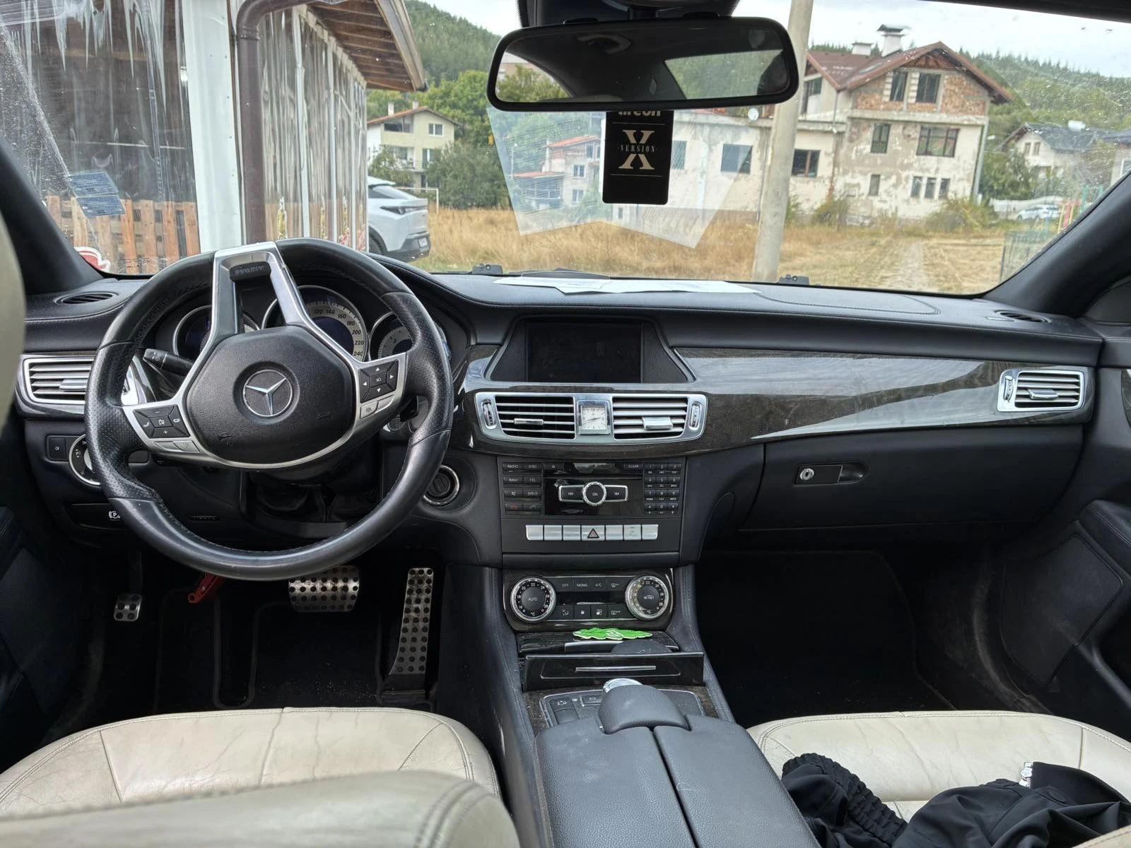 Mercedes-Benz CLS 350 AMG-пакет, снимка 4 - Автомобили и джипове - 56265741