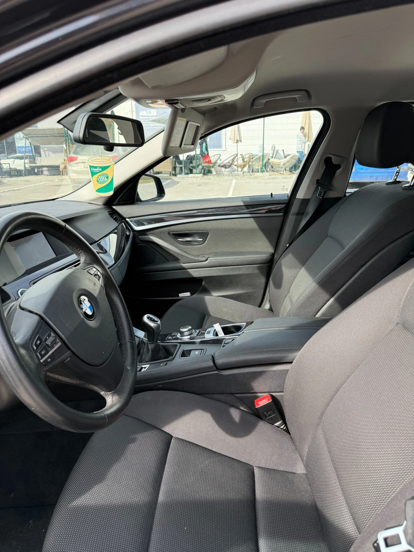 BMW 530, снимка 14 - Автомобили и джипове - 56569132