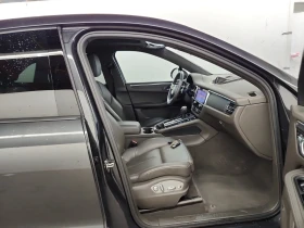 Porsche Macan 2.0L| CARFAX| PANO| 2 KEYS| 4x4 - 32400 € / 63368.89 лв. - 65024740 17