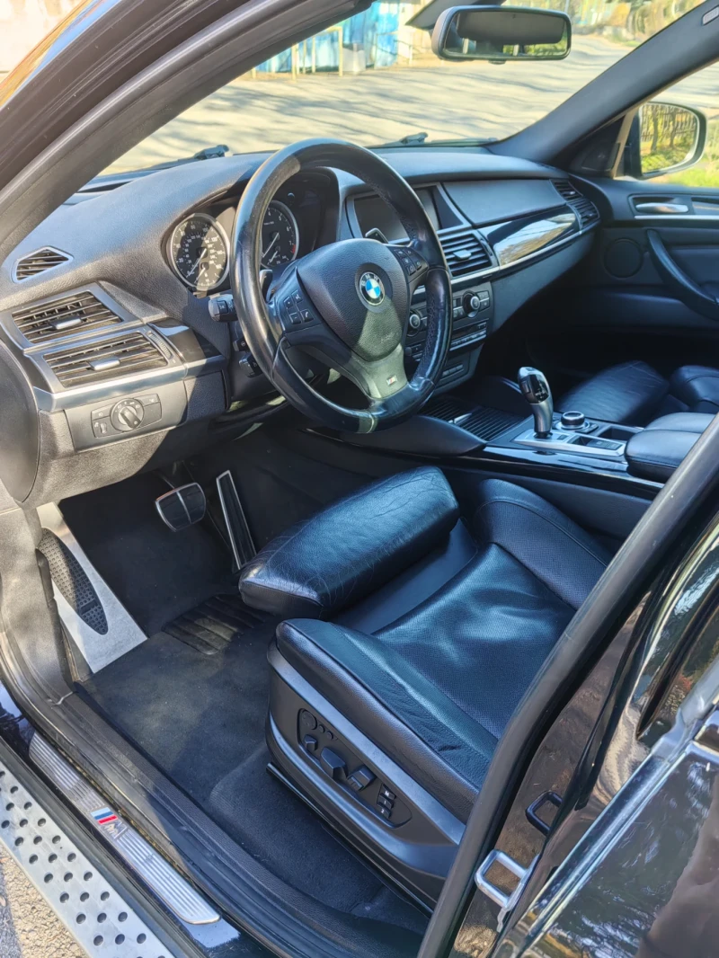 BMW X6 5.0i XDrive Facelift M-Pack, снимка 8 - Автомобили и джипове - 47931986