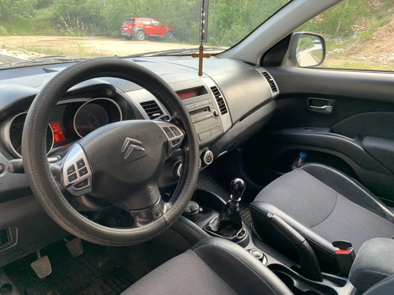 Citroen C-Crosser 2.2HDI, снимка 8 - Автомобили и джипове - 48126635