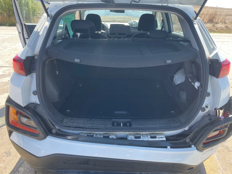 Hyundai Kona 1.6 T-GDI, снимка 12 - Автомобили и джипове - 51643095