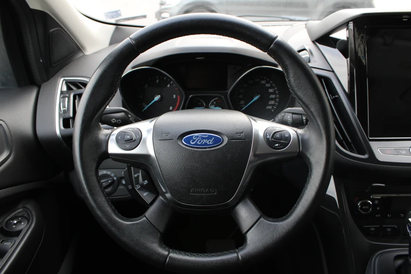 Ford Kuga 2.0 4x4 КОЖА ПАНОРАМА ПОДГРЕВ , снимка 11 - Автомобили и джипове - 53129636