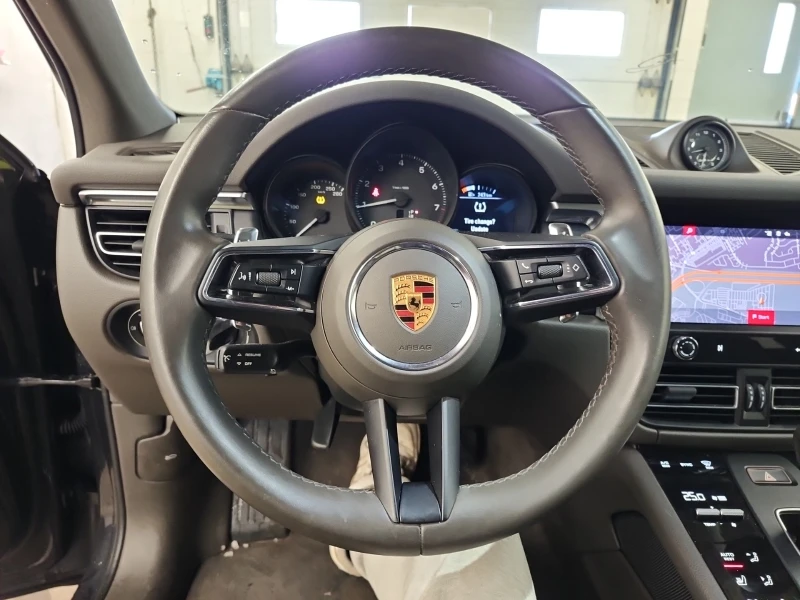 Porsche Macan 2.0L| CARFAX| PANO| 2 KEYS| 4x4, снимка 12 - Автомобили и джипове - 53442333