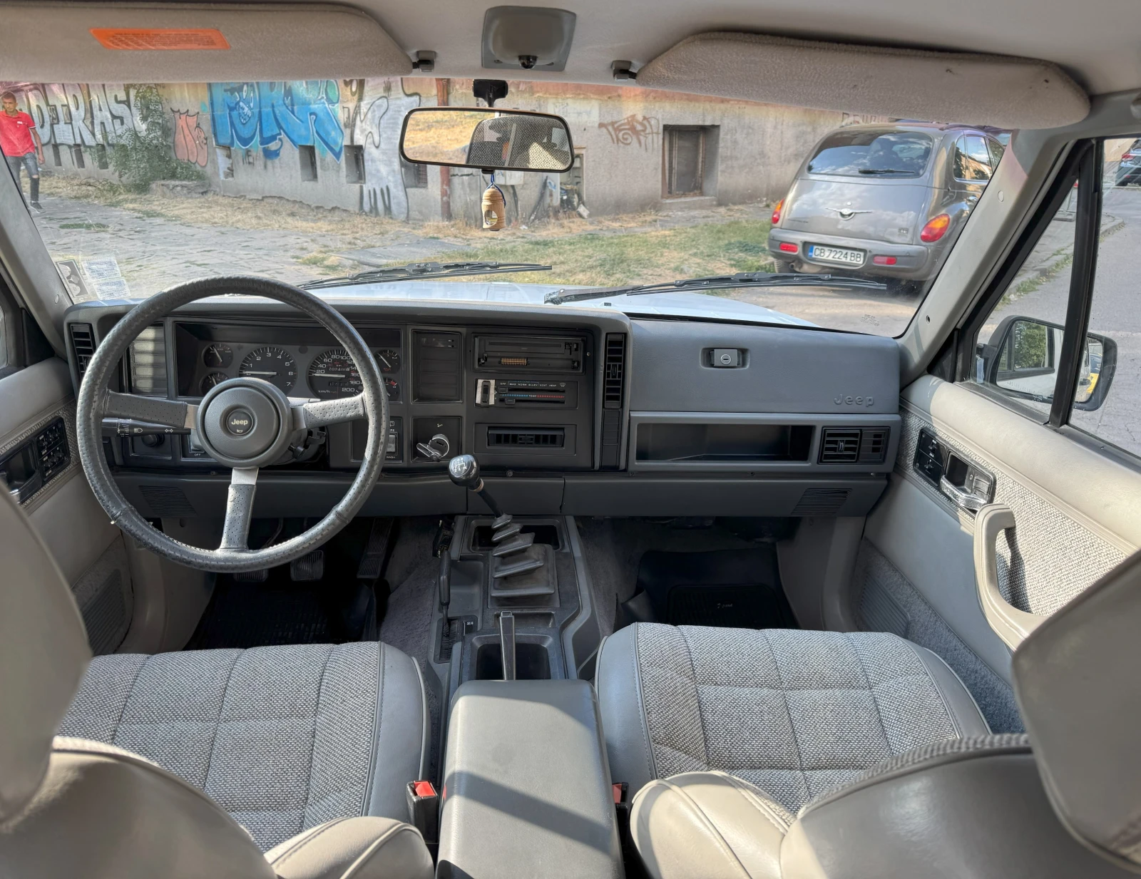 Jeep Cherokee  - изображение 10
