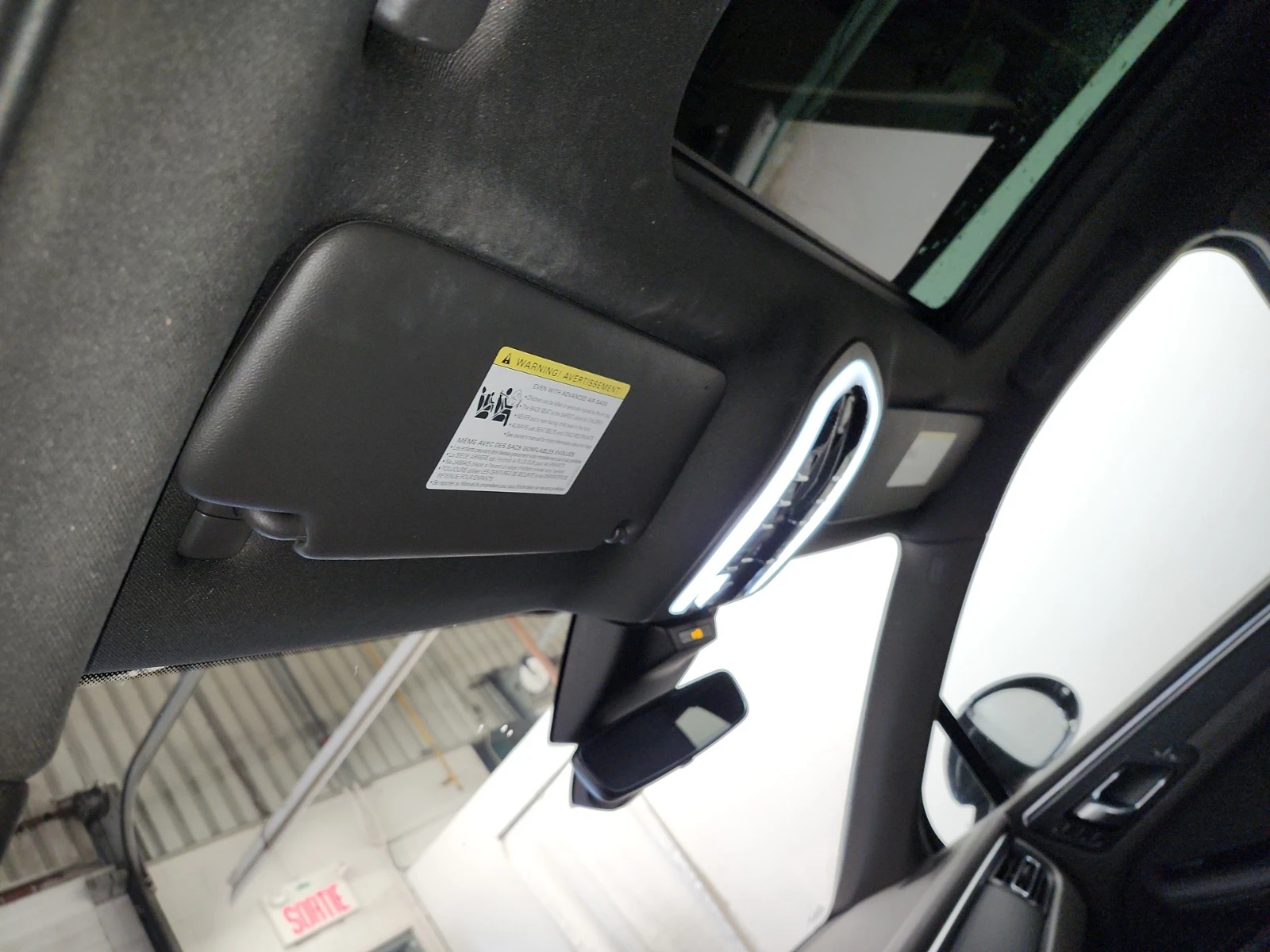 Porsche Macan 2.0L| CARFAX| PANO| 2 KEYS| 4x4 | Mobile.bg � ����������� 14