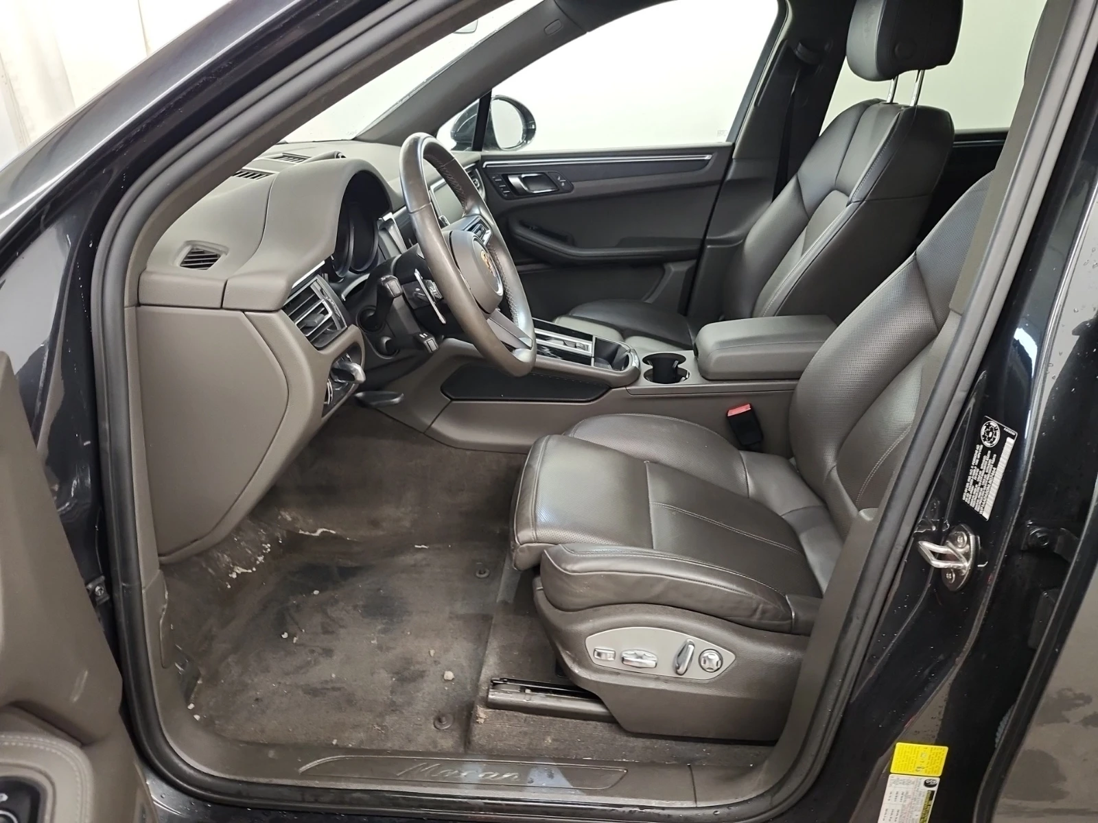 Porsche Macan 2.0L| CARFAX| PANO| 2 KEYS| 4x4 - изображение 9