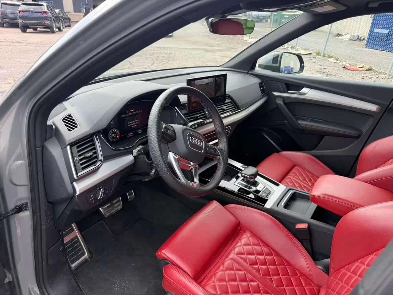 Audi SQ5 * Progressiv S-LINE* DISTRONIC* MATRIX* 360* , снимка 5 - Автомобили и джипове - 54162135