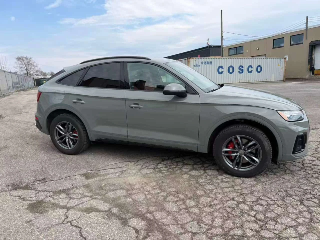 Audi SQ5 * Progressiv S-LINE* DISTRONIC* MATRIX* 360* , снимка 3 - Автомобили и джипове - 54162135