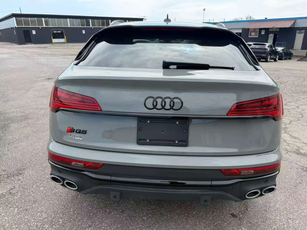 Audi SQ5 * Progressiv S-LINE* DISTRONIC* MATRIX* 360* , снимка 4 - Автомобили и джипове - 54162135