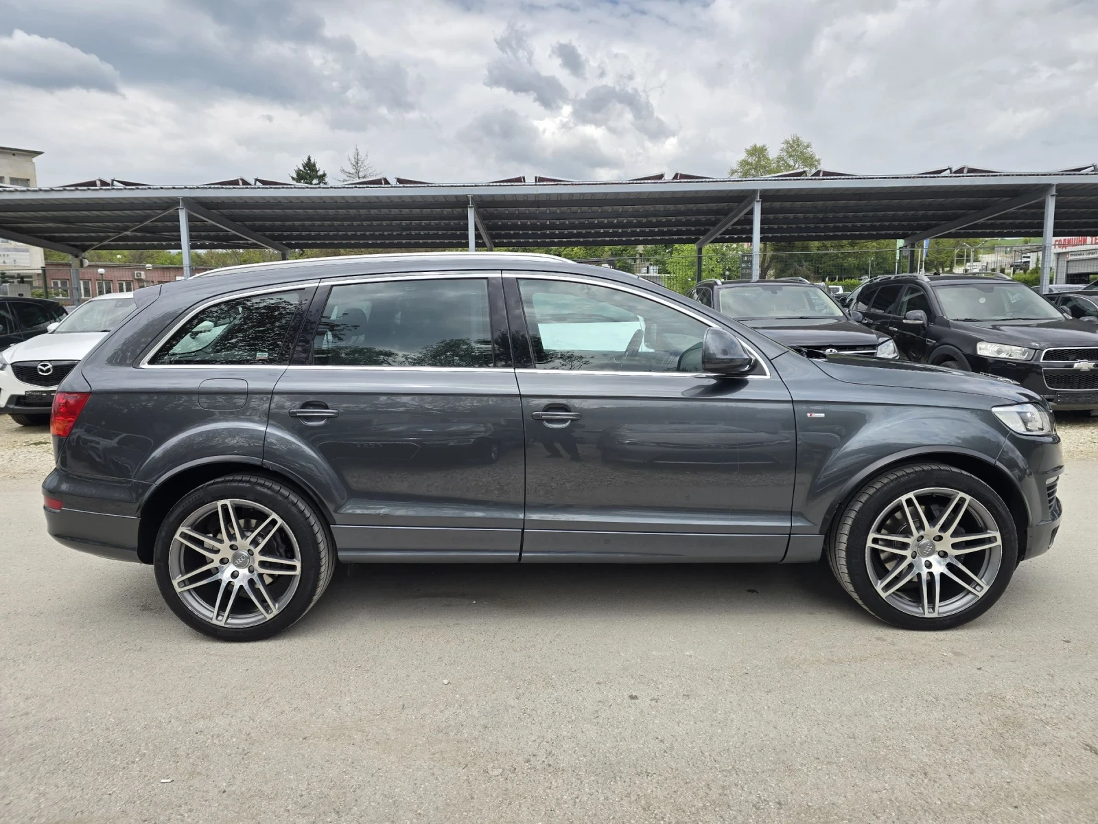 Audi Q7 3.0TDI S-line Quattro Панорама Въздух BOSE , снимка 8 - Автомобили и джипове - 54388282