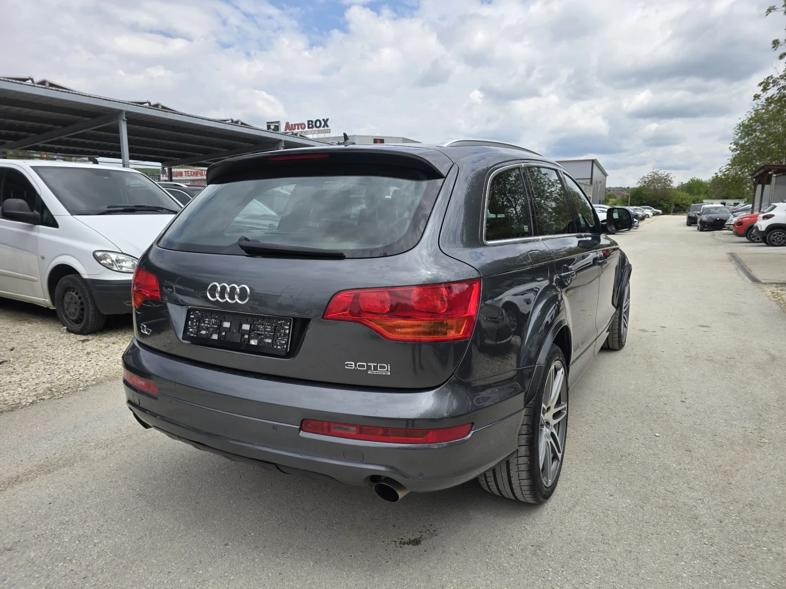 Audi Q7 3.0TDI S-line Quattro Панорама Въздух BOSE , снимка 4 - Автомобили и джипове - 54388282