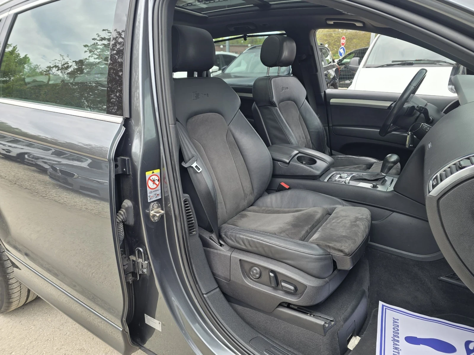 Audi Q7 3.0TDI S-line Quattro Панорама Въздух BOSE , снимка 12 - Автомобили и джипове - 54388282