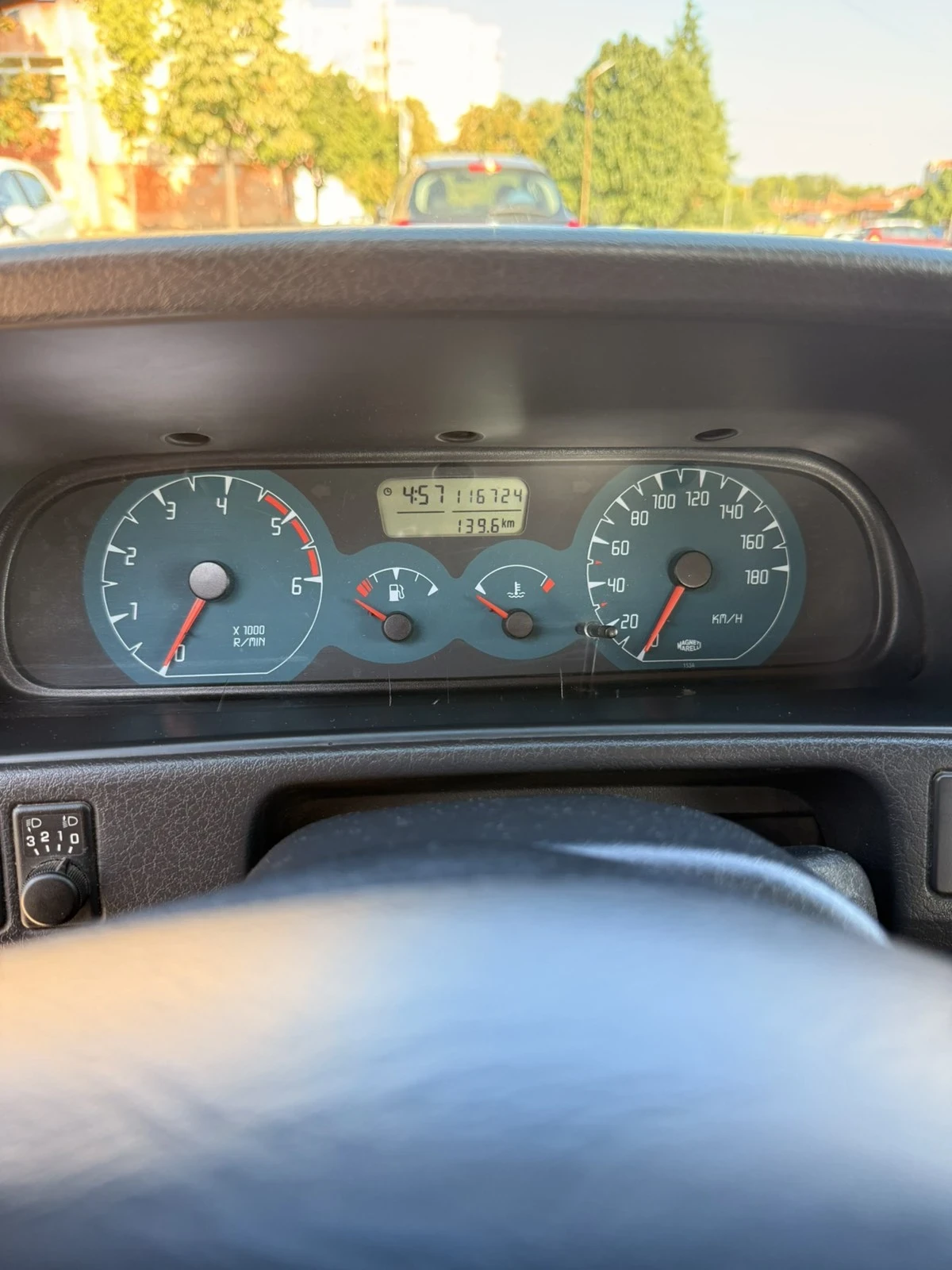 Nissan Terrano 100 hp, снимка 7 - Автомобили и джипове - 55976110