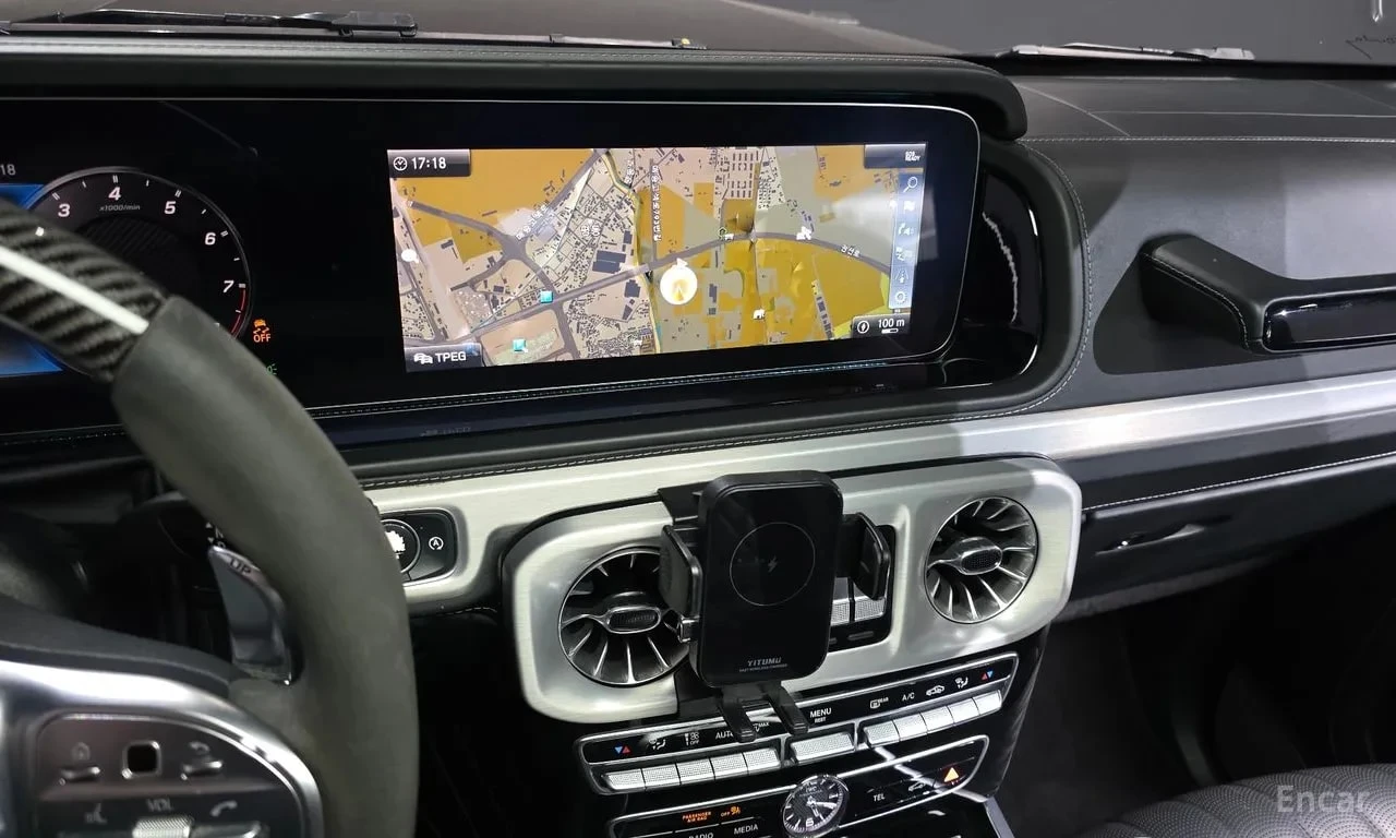 Mercedes-Benz G 63 AMG * ФИКСИРАНА ЦЕНА ДО БЪЛГАРИЯ С ВСИЧКИ ТАКСИ * , снимка 14 - Автомобили и джипове - 56019152