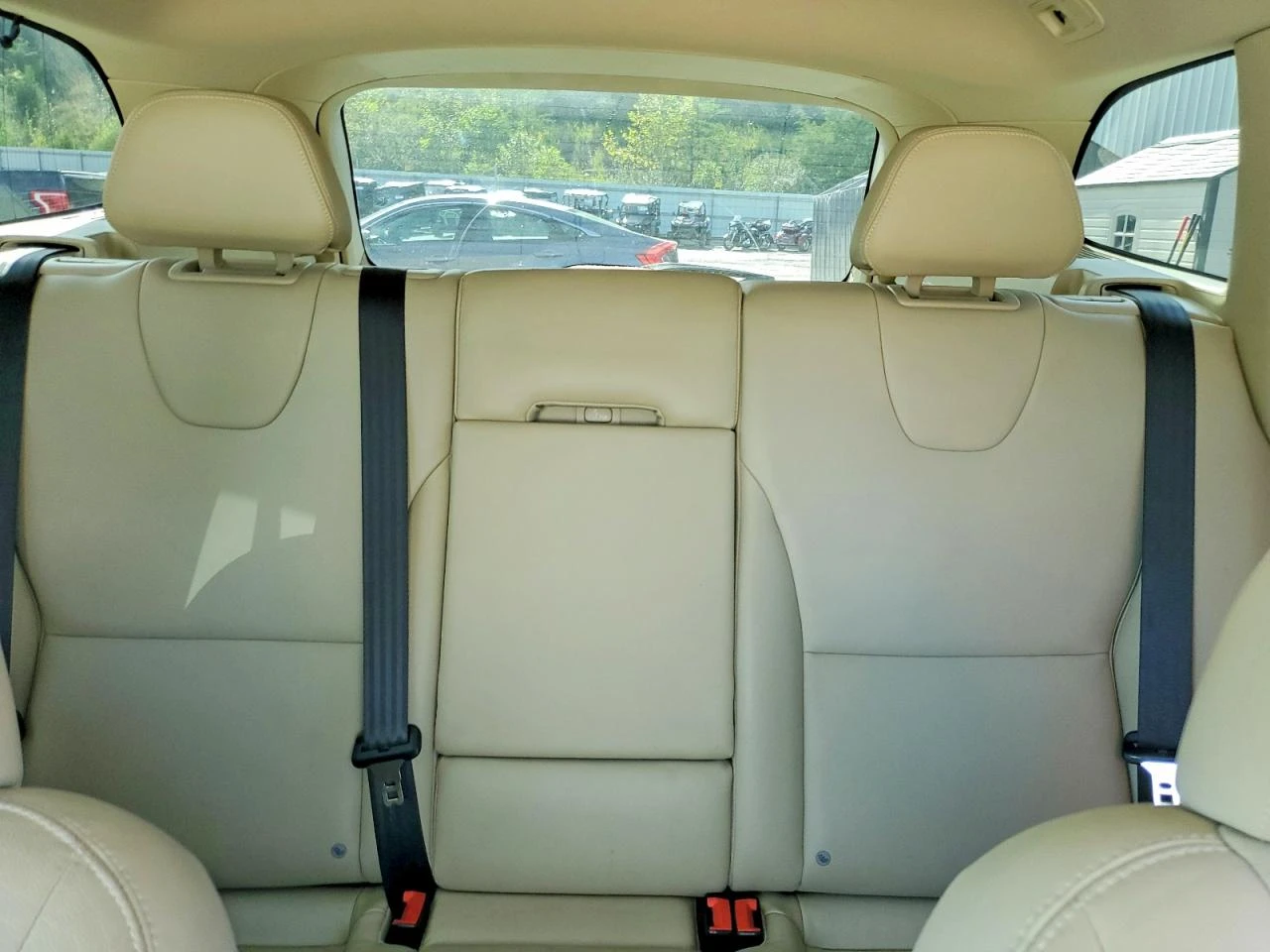 Volvo XC60 3.0l T6 Premier, снимка 10 - Автомобили и джипове - 56133900