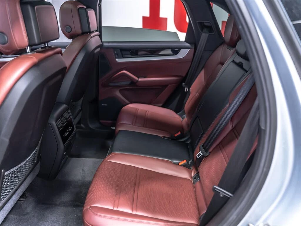 Porsche Cayenne * AWD* FULL* PACKАGE* БЕЗ* ИНЦИДЕНТИ* , снимка 12 - Автомобили и джипове - 56748123