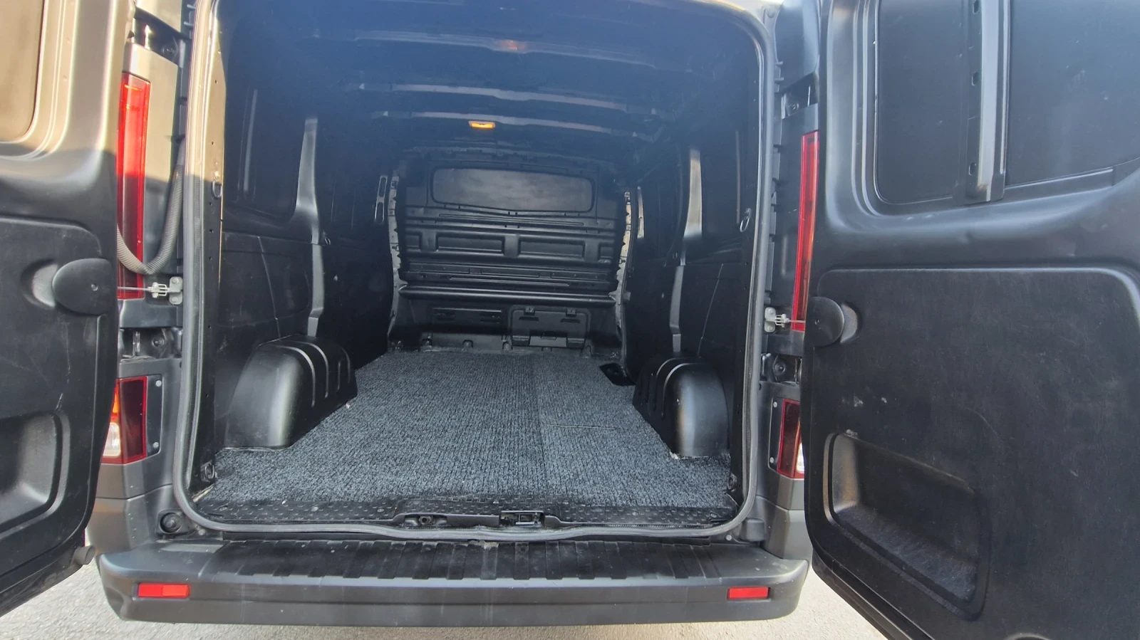 Renault Trafic 1.6TD/EURO6B/VNOS BELGIA/UNIKAT | Mobile.bg   13