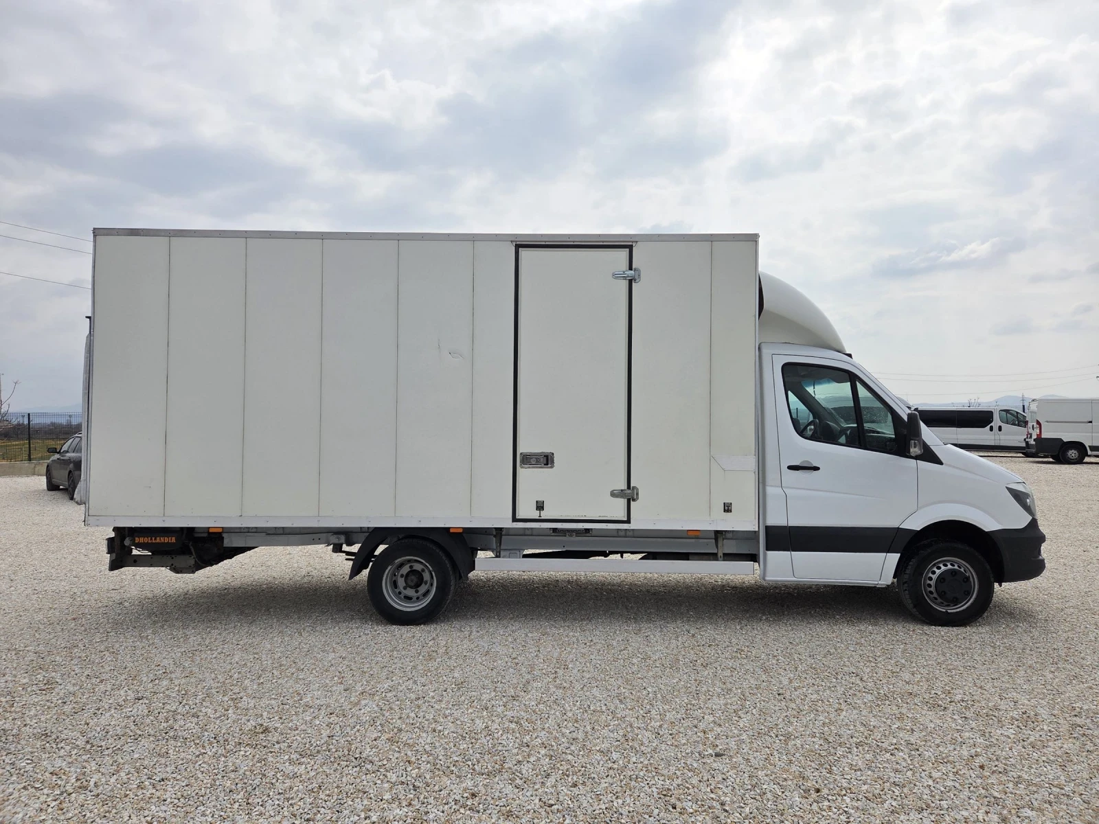 Mercedes-Benz Sprinter 518  Категория Б 5.30м, снимка 3 - Бусове и автобуси - 53873481