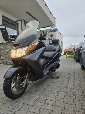 Suzuki Burgman 400cc ОТЛИЧЕН, снимка 3