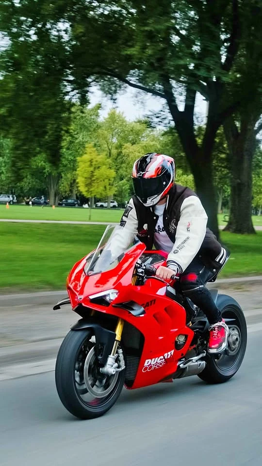 Ducati Panigale * V4S* 