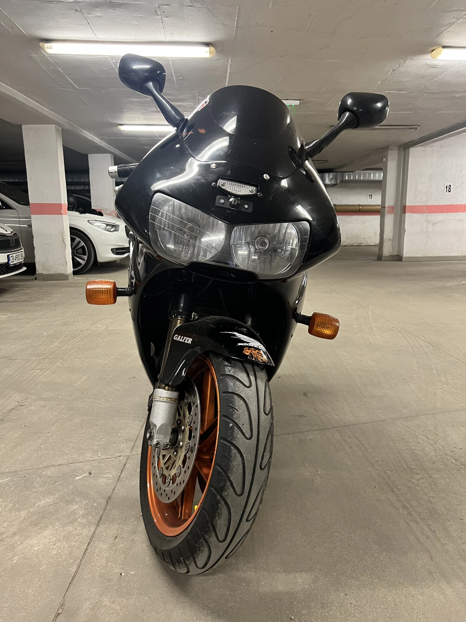 Honda Cbr 900 RR Firablade, снимка 2 - Мотоциклети и мототехника - 55130653
