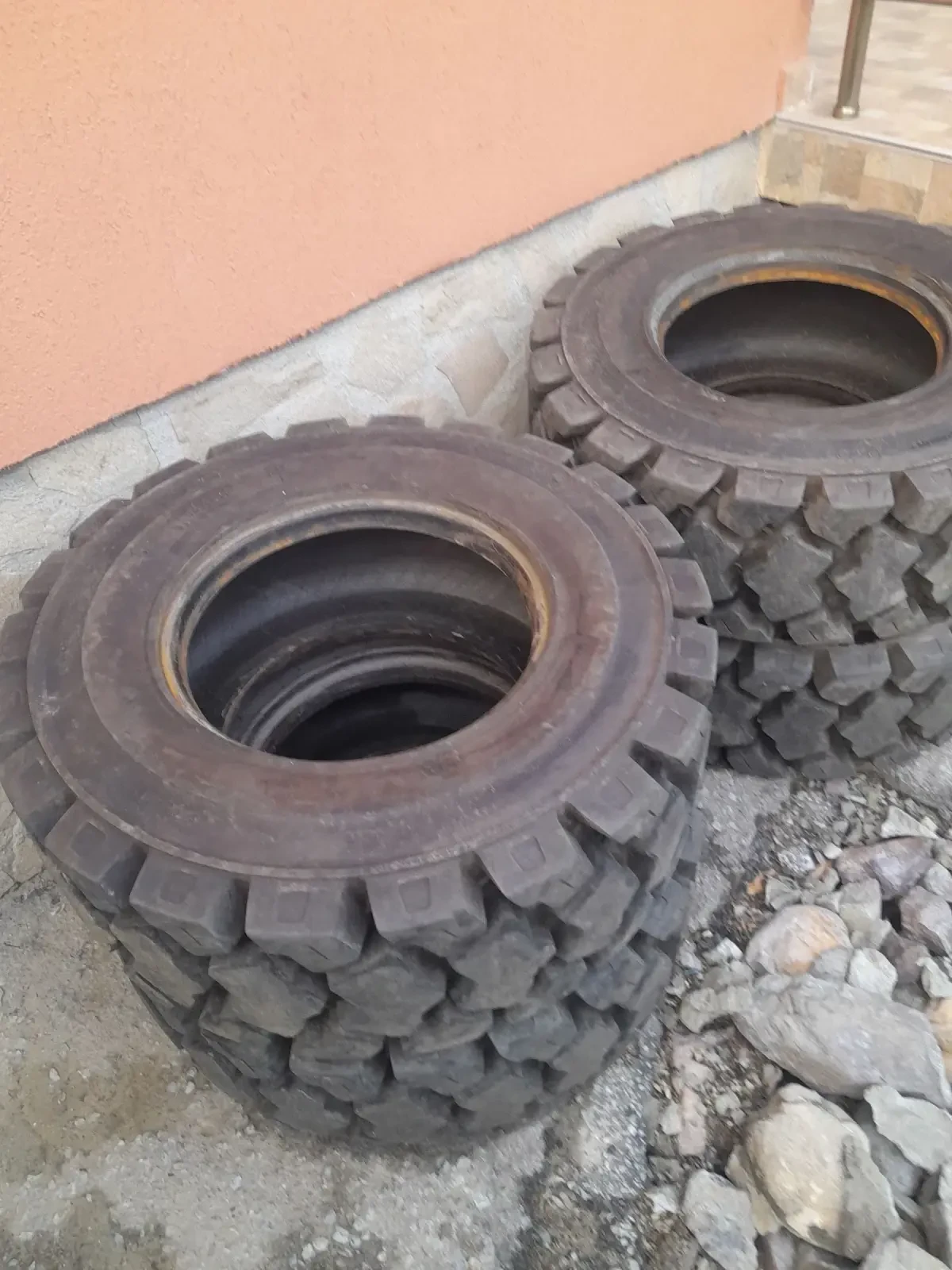 Мини челни товарачи JCB