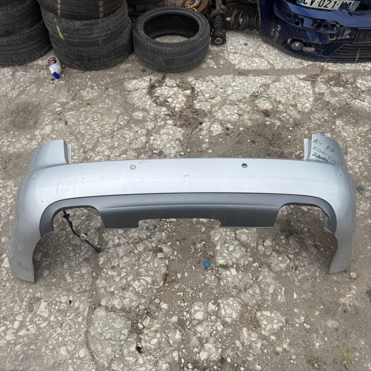 Задна броня за Audi A4 B7 комби двоен дифузьор 8E9807511J ном 68 8E9807511J-68-6
