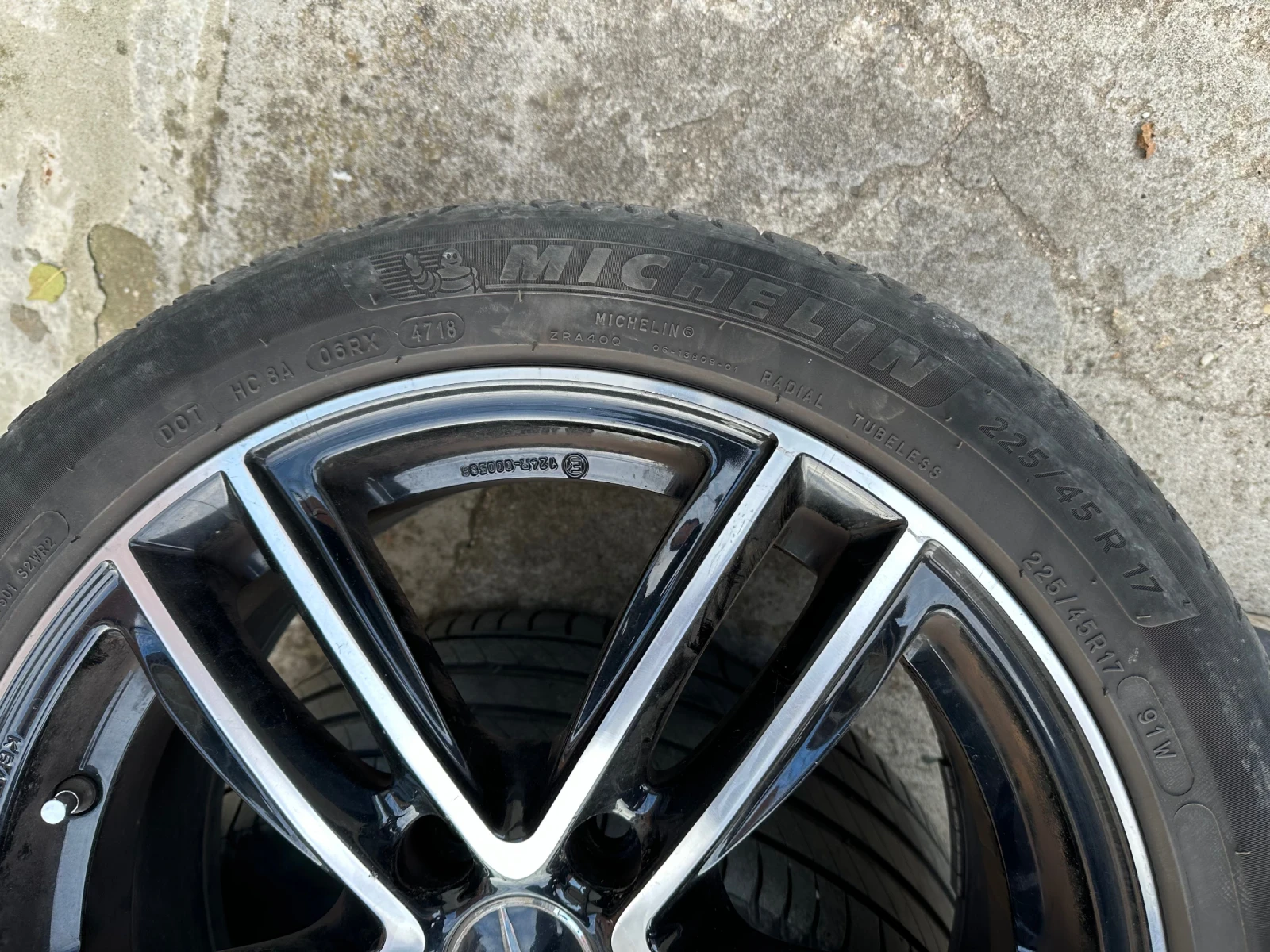 ���� � ������ 225/45R17 | Mobile.bg � ����������� 3