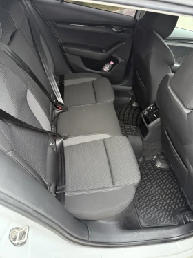 Skoda Octavia, снимка 8