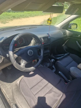 VW Golf - 2000 € / 3911.66 лв. - 37364355 5