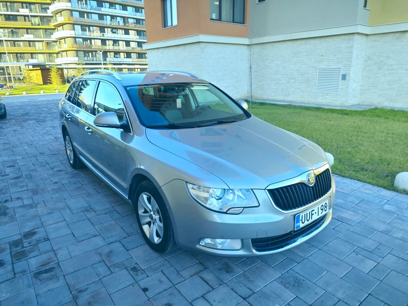 Skoda Superb, снимка 1 - Автомобили и джипове - 48513482